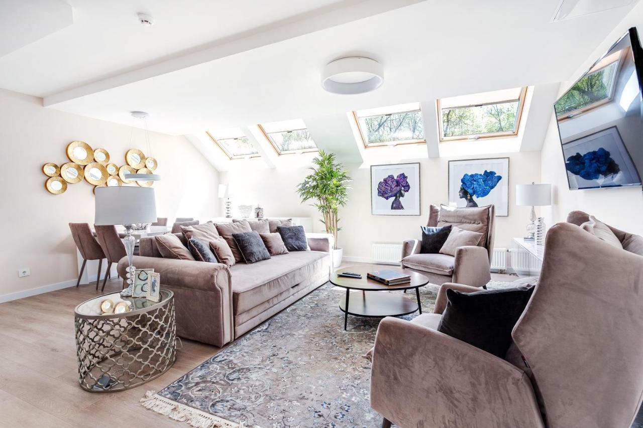Apartment Luxury For Everyone - Hills Park Lux 1