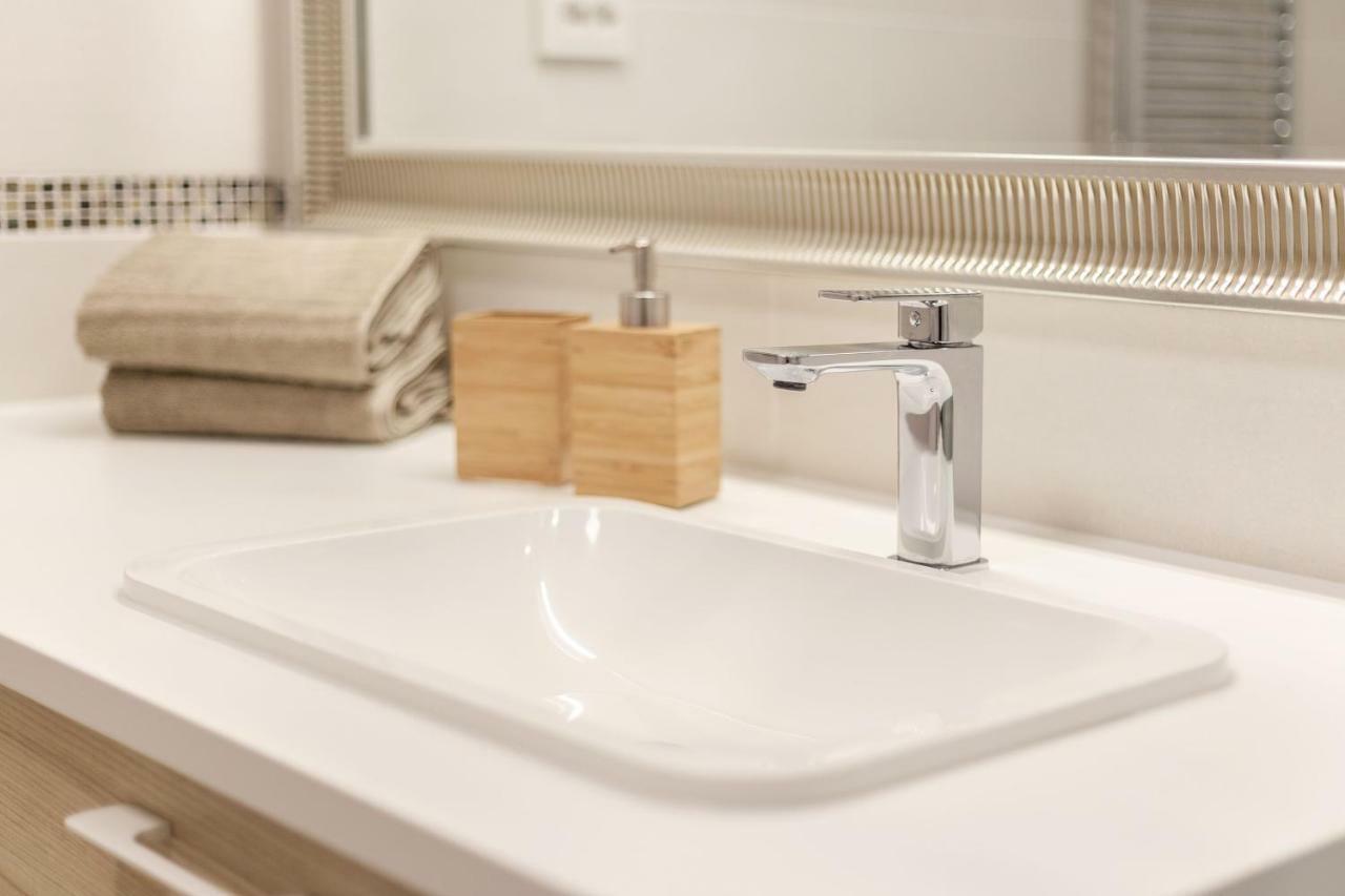 Luxury For Everyone - Hills Park Lux 1 * VNO